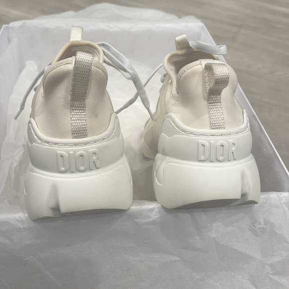 Christian Dior D-connect Sneakers in WHITE - Picture 3 of 8